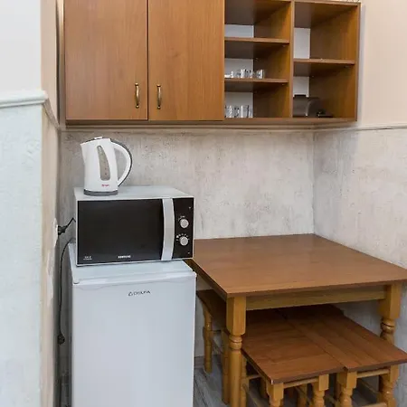 біля готелю жорж подобово вулиця руданського 3 Lägenhet Lviv