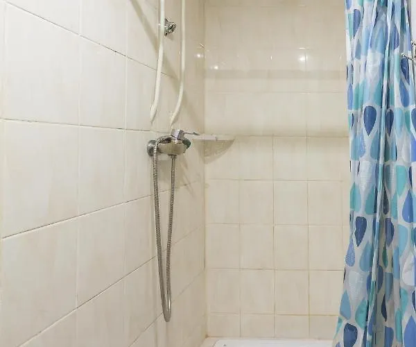 біля готелю жорж подобово вулиця руданського 3