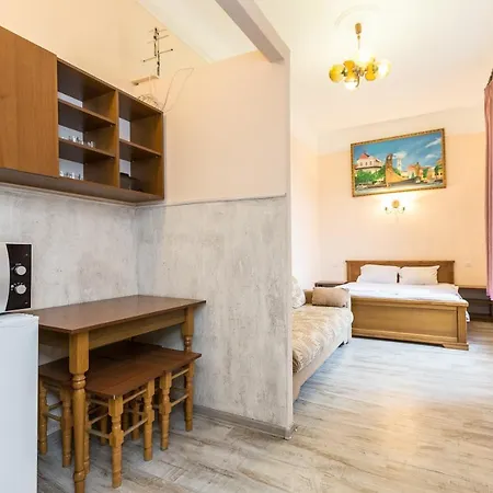 Apartment біля готелю жорж подобово вулиця руданського 3 Lviv