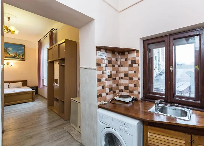 Apartment біля готелю жорж подобово вулиця руданського 3 Lviv